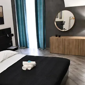  Apartment Dante Italy